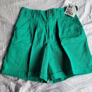 New Old Stock! Vintage Kikomo 1990s Shorts (Pleated Front)